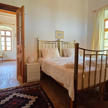 Aparthotel Alamango Evi